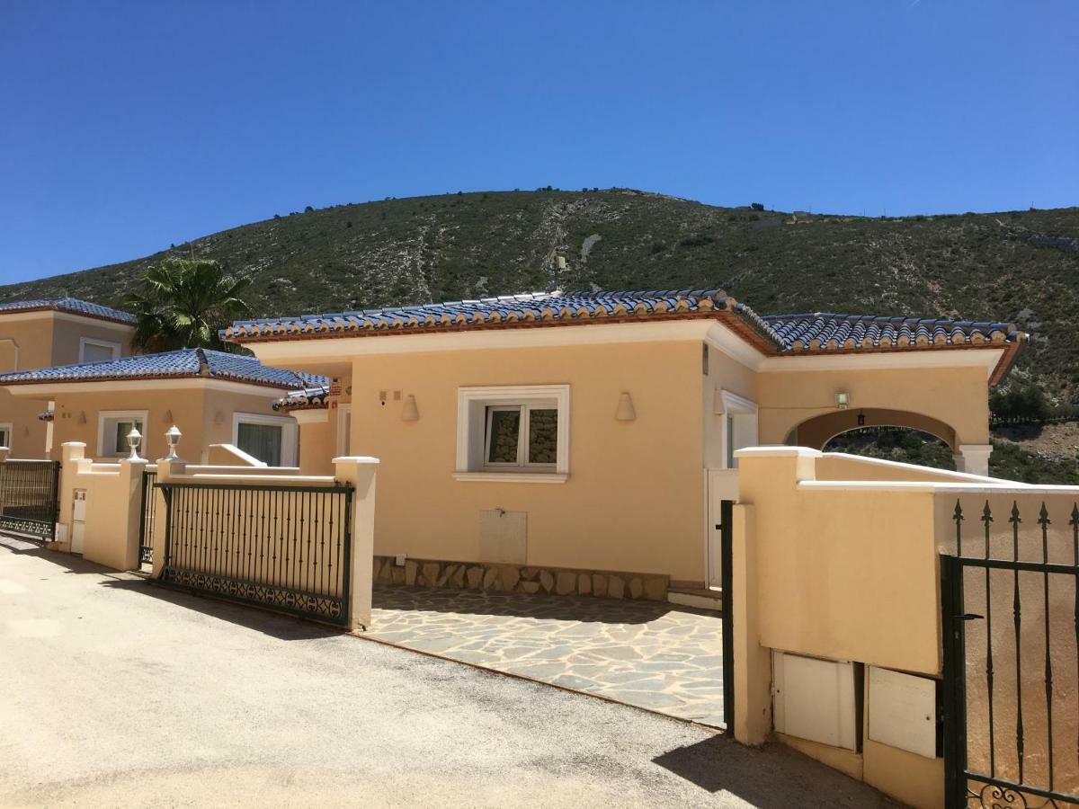 Villa Guapa With Gym Aircon Wifi Moraira Exteriör bild